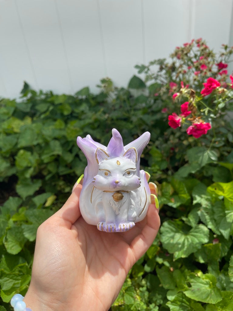 7 Tail Fox Sphere Holder