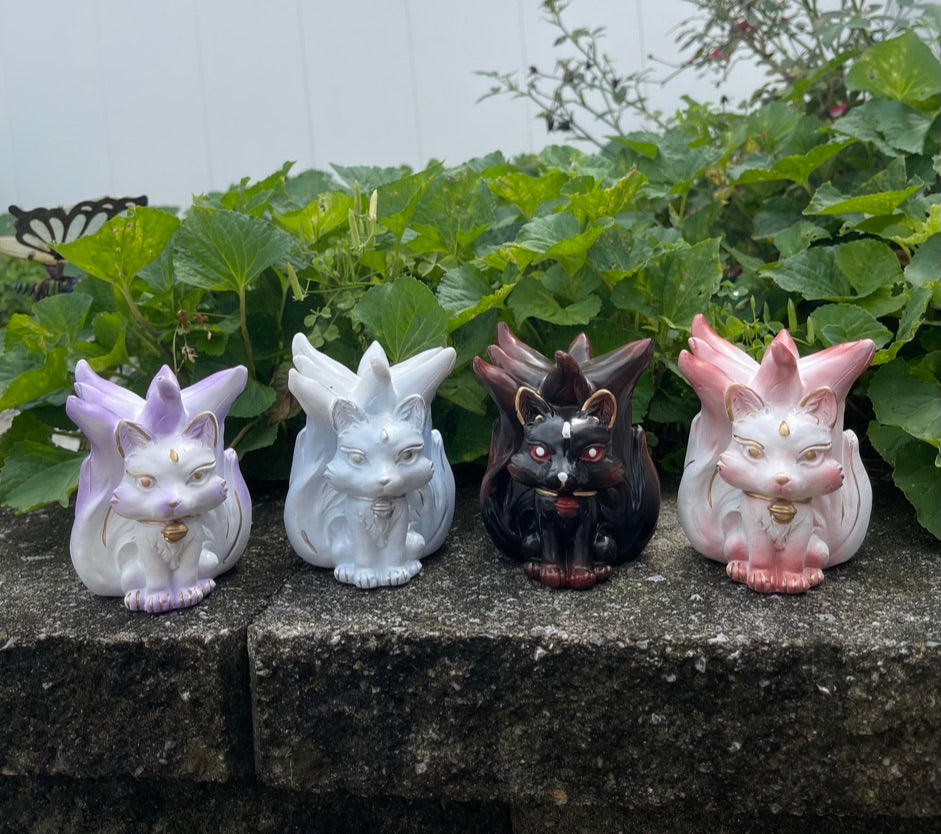 7 Tail Fox Sphere Holder