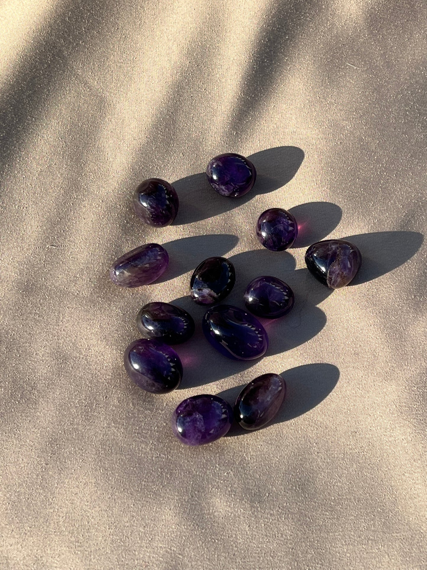 Amethyst Tumble Stone (xs)