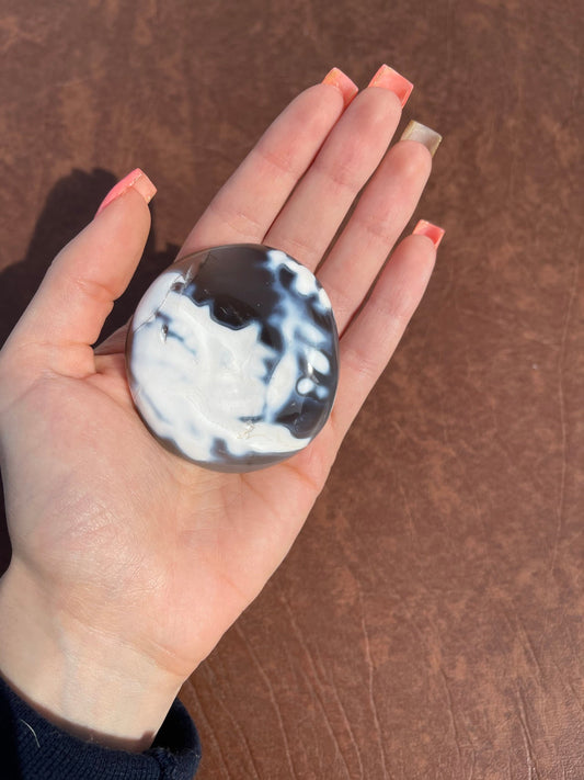 Orca Agate Palm Stone